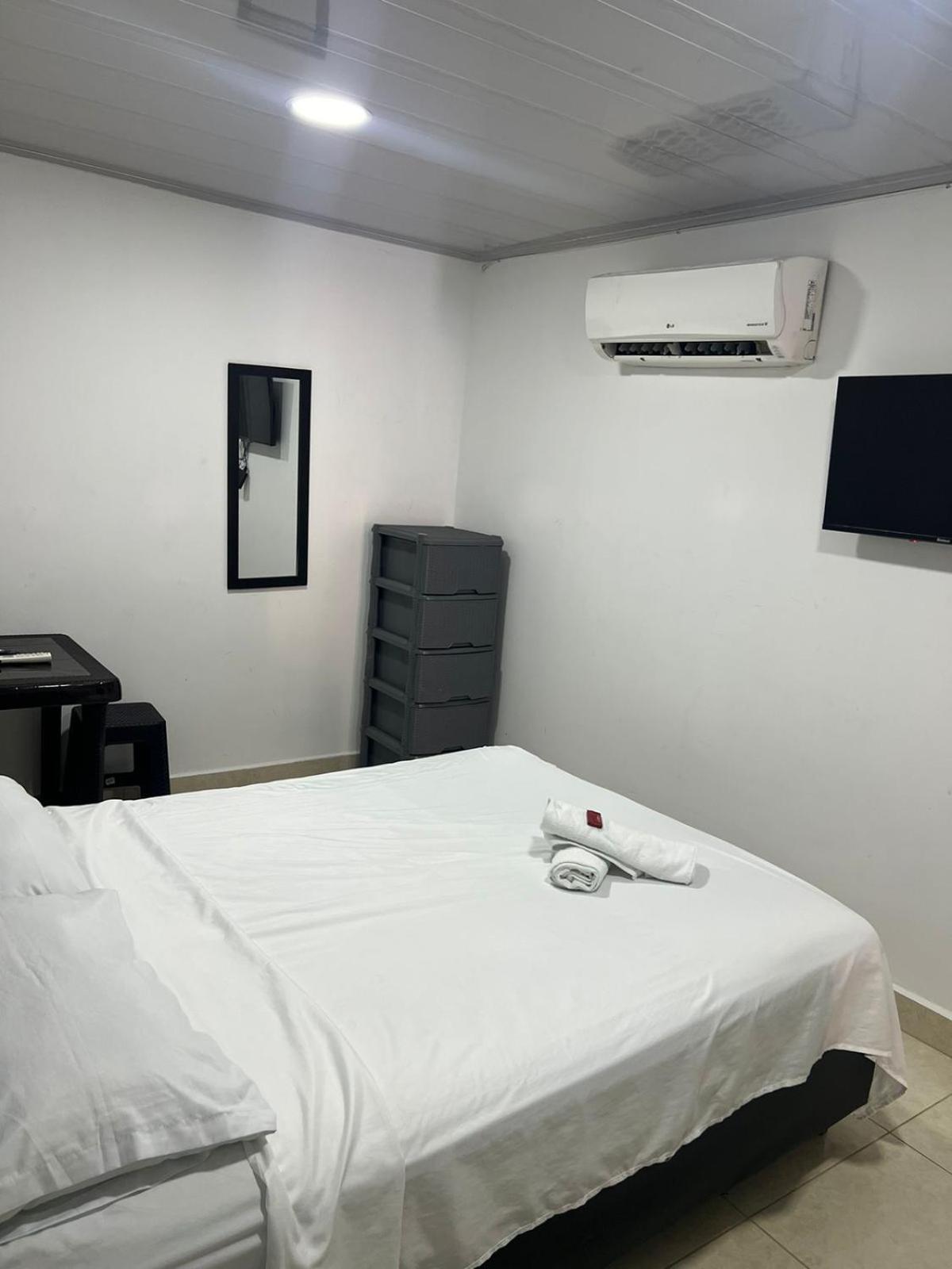Hotel Maria Eugenia Valledupar Kültér fotó